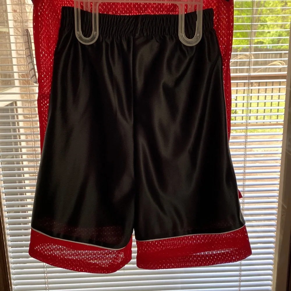 NWT Boys 2 pc Tank Top/Short Set by Tuff Guys. Size 7 - Picture 8 of 10